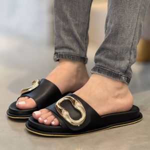 Sandalia Taupe con Aplique Dorado SELENE MB100 | Maraldo