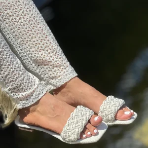 Sandalias Planas con Trenza Artesanal P1494 para mujer | Maraldo